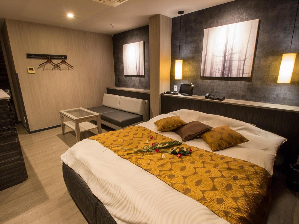 ホテル アンジュエトワール 堺 - Adult Only ซาคาอิ ภายนอก รูปภาพ
