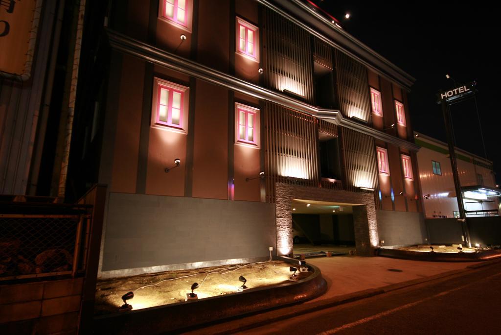 ホテル アンジュエトワール 堺 - Adult Only ซาคาอิ ภายนอก รูปภาพ